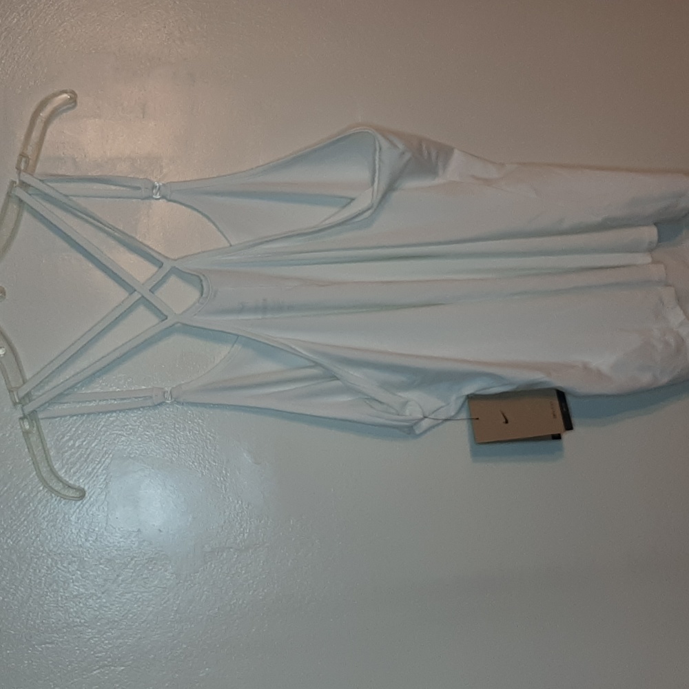 Nwt women's nike strappy tank top - Picture 5 of 6
